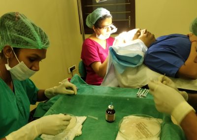 Chandra Clinic staff performing hari treatment